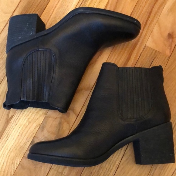 Sofft Shoes - Sofft black leather booties